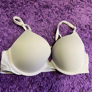 Victoria's Secret T-Shirt Bra
